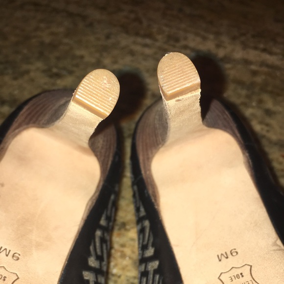 Tory Burch Reagan Heels Open Toe Stilettos Black/Cream - Size 9 - Picture 15 of 16